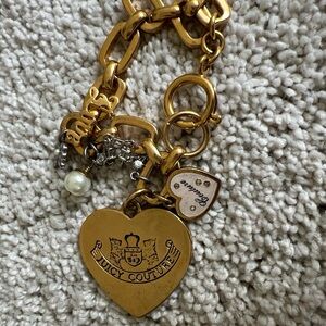 Retired Juicy Couture LET THEM EAT COUTURE Heart Pearl Charm Bracelet Gold EUC